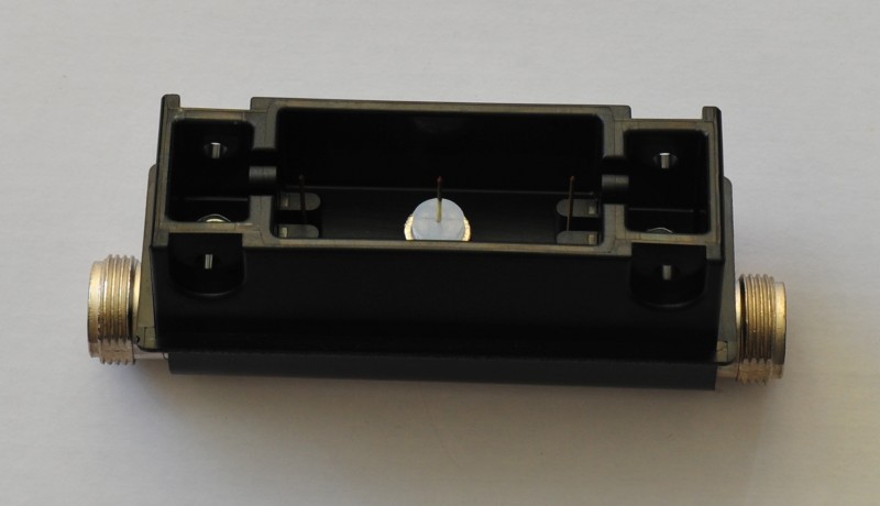 AMP 221914-1 bottom view